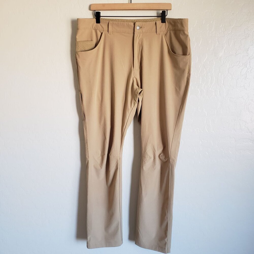 Columbia Outdoor Elements Stretch Pants Straight Leg Tan Size Men's 38x32 Hiking